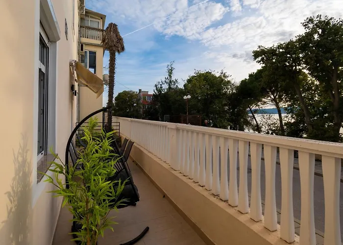 Apartment Palace Kolovare Zadar