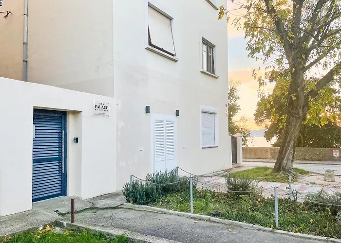 Lejlighed Palace Kolovare