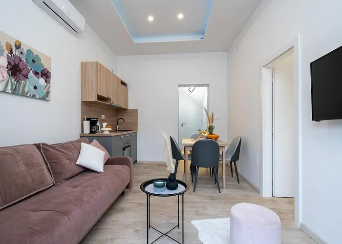 Palace Kolovare Lejlighed *