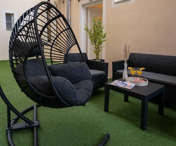 Lejlighed Palace Kolovare *