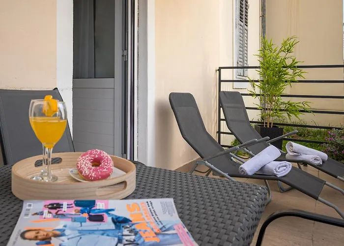 Lejlighed Palace Kolovare